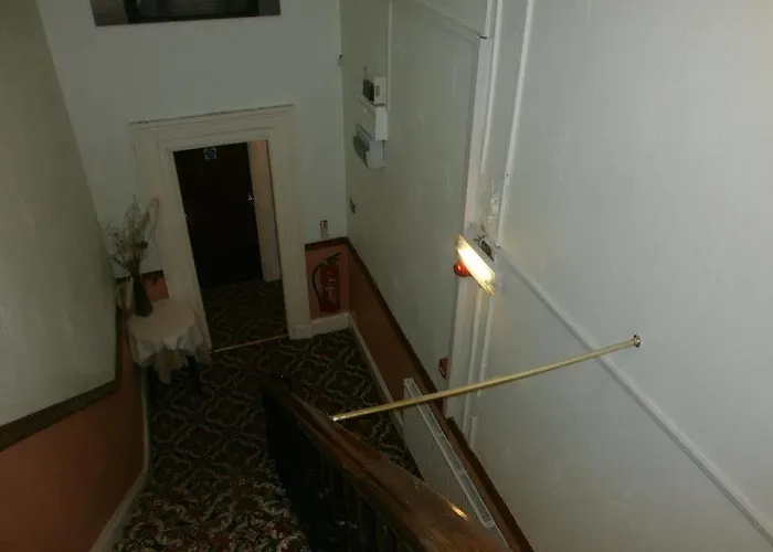 Verdene 3* Manchester