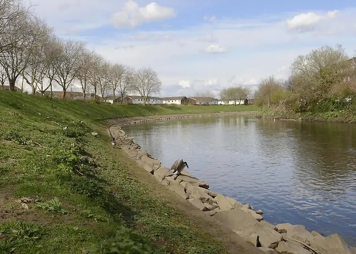 Riverside Villas * Manchester