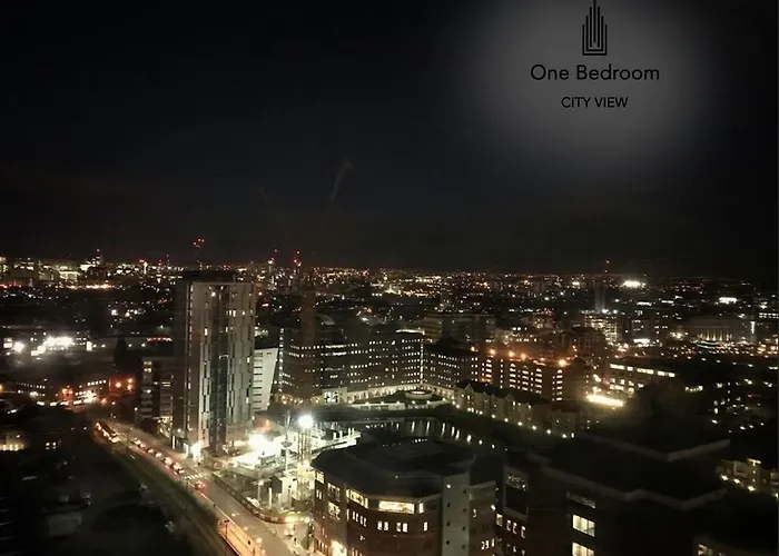 Media Salford Quays Апартаменты