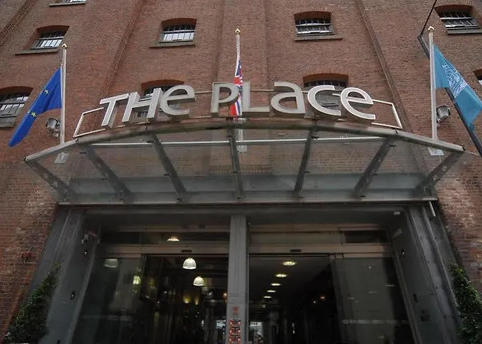 The Place Μάντσεστερ