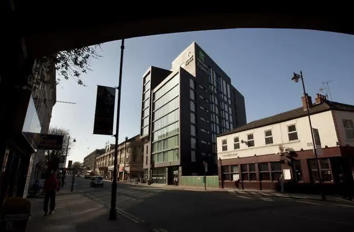 Hotel Express Centre By Ihg