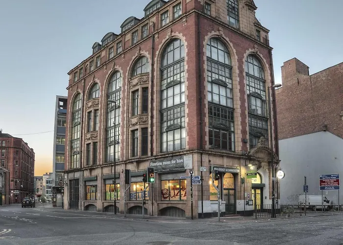 Hatters * Μάντσεστερ