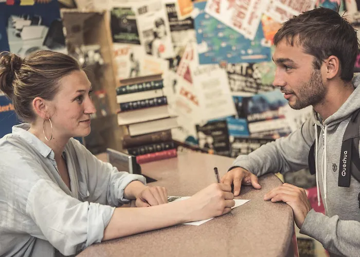 Hatters * Μάντσεστερ