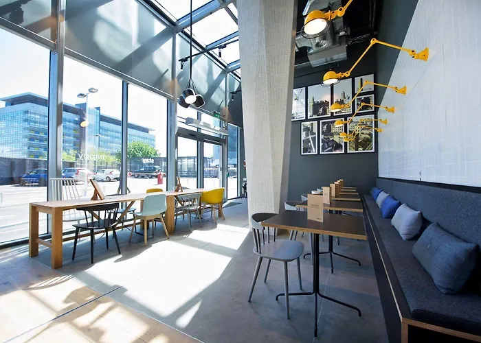 Staycity Piccadilly 4*