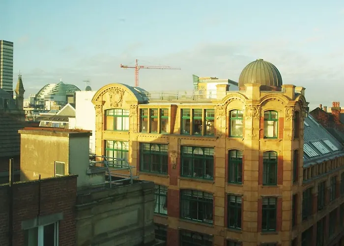 Daire Contractor Long Reduced Rates 57 Manchester