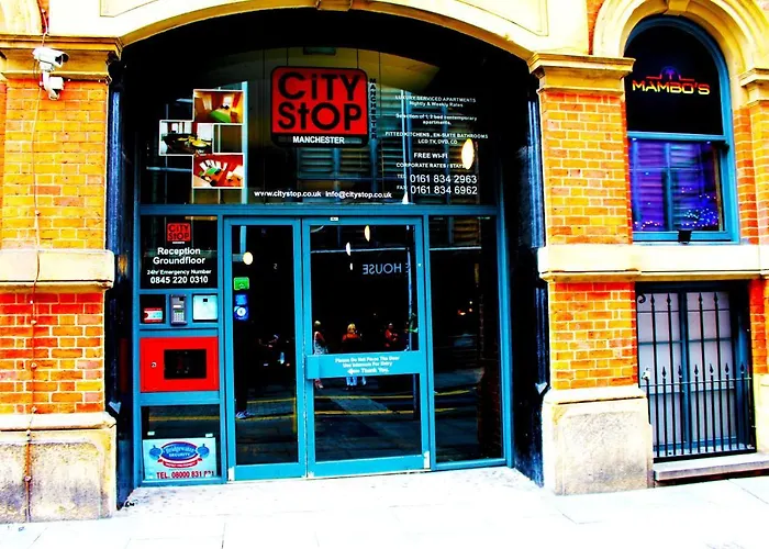 Lägenhetshotell Stop 4*