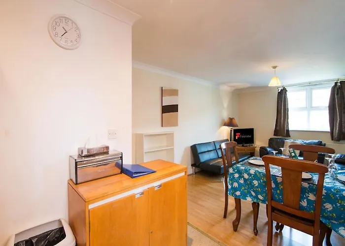 Long Reduced Rates 3p Manchester