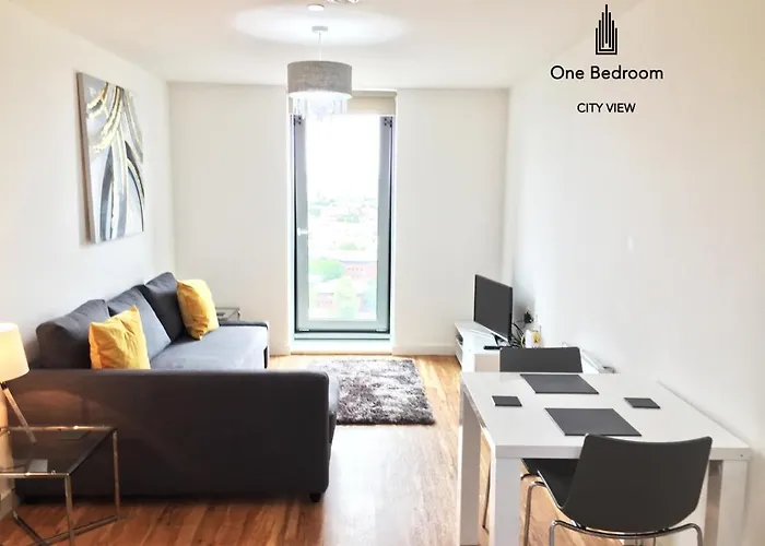 Media Salford Quays Апартаменты