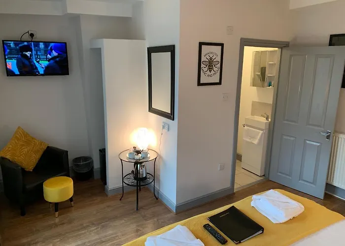 מלון Ivy Mount Boutique 3*