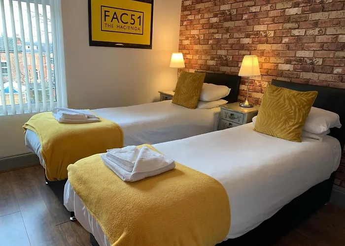 Ivy Mount Boutique 3*