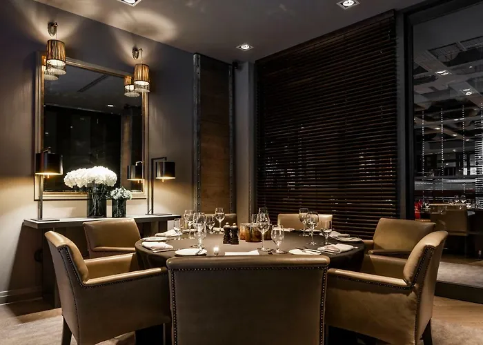 Dakota 5* Manchester