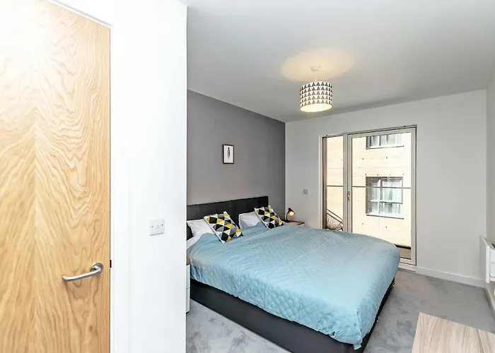 Halo House By Guestz Apartment Manchester