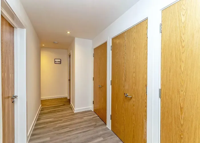 Halo House By Guestz Manchester