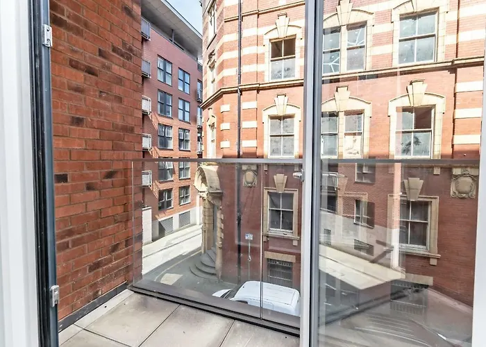 아파트 Halo House By Guestz *