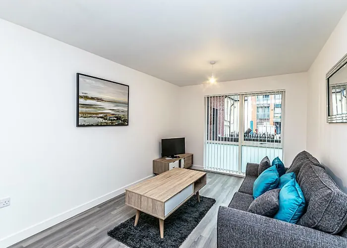 Halo House By Guestz Apartment Manchester