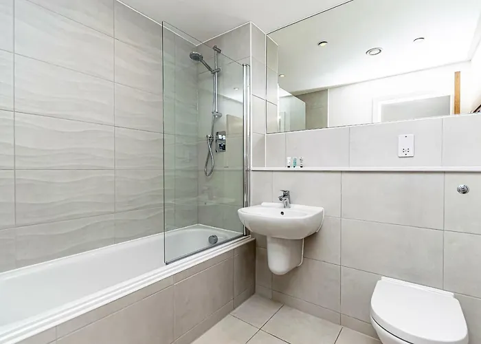 Apartment Halo House By Guestz