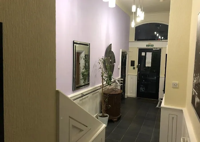 Guest house Hendham House - Near Etihad Stadium, Coop Live Arena, Ao Arena, Piccadilly Train Station & Centre