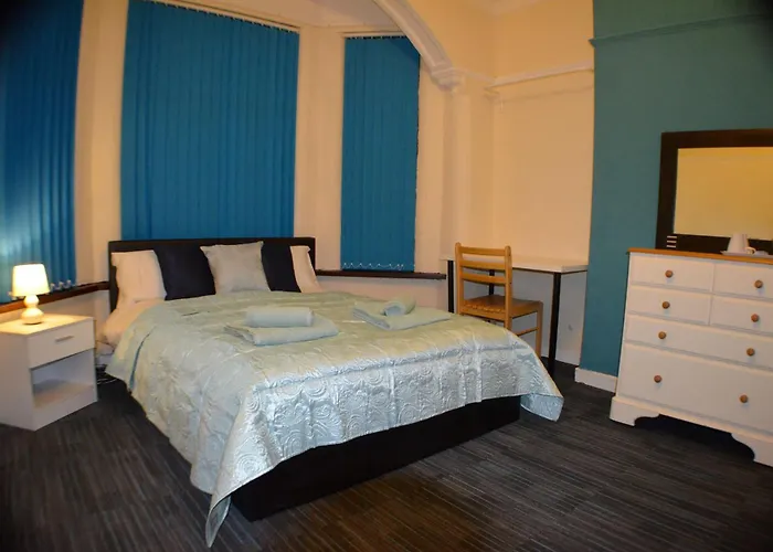 Guest house Birchfields Manchester