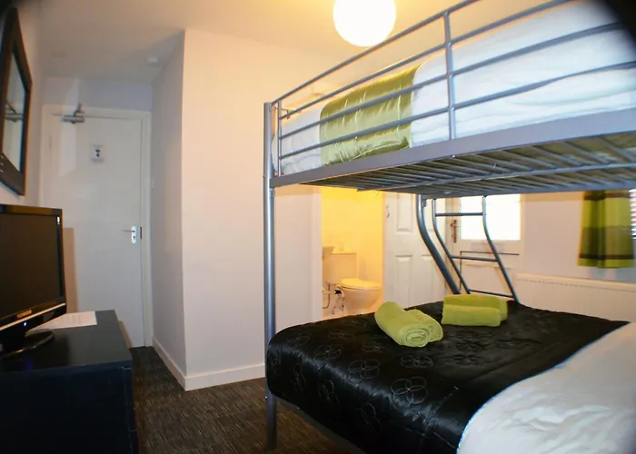 Birchfields 3* Manchester