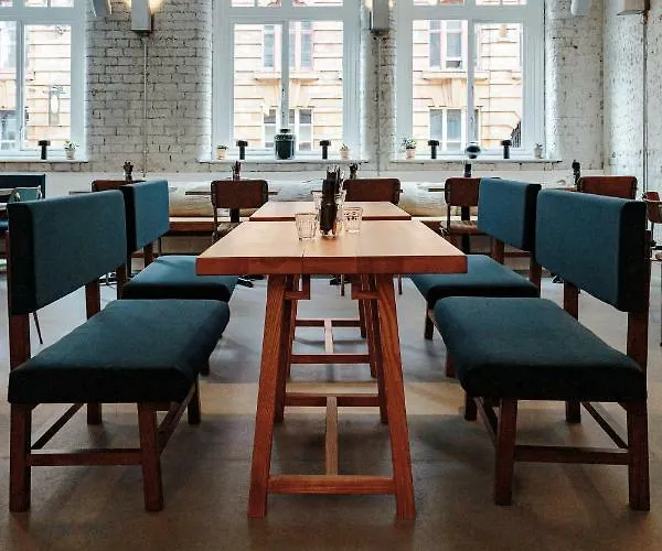 Whitworth Locke Hotel