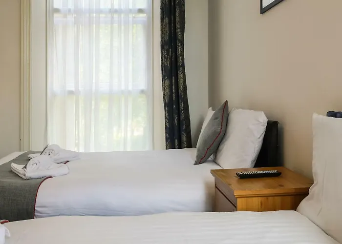 게스트하우스 Oyo Hala 3*