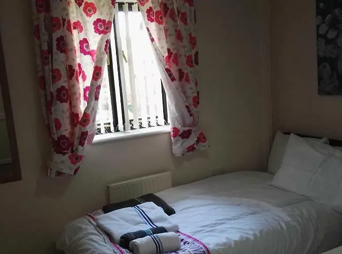 Richflo Facility * Manchester