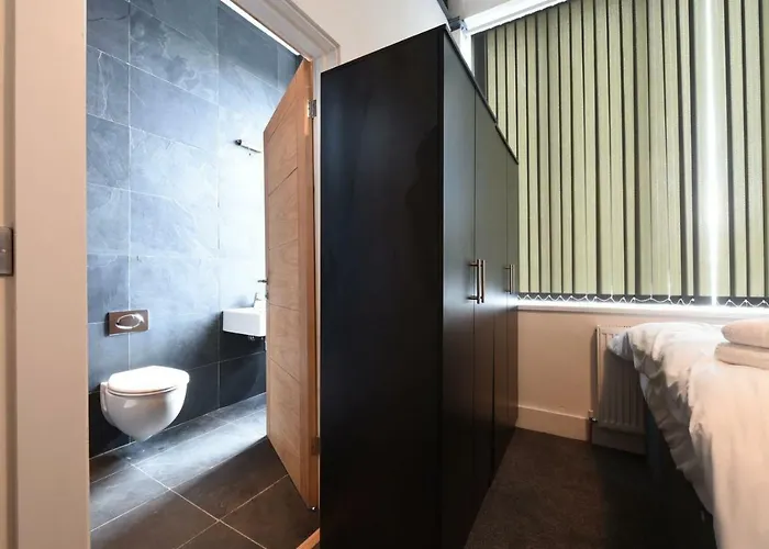 Slps 14 Hot Tub, Bar & Outdoor Terrace Apartment *