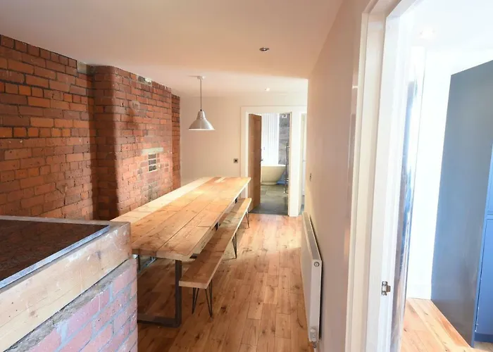Stunning Penthouse Slps 20 Daire Manchester