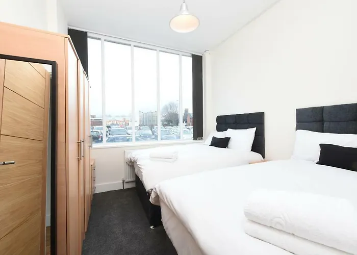 Slps 14 Hot Tub, Bar & Outdoor Terrace Apartment *