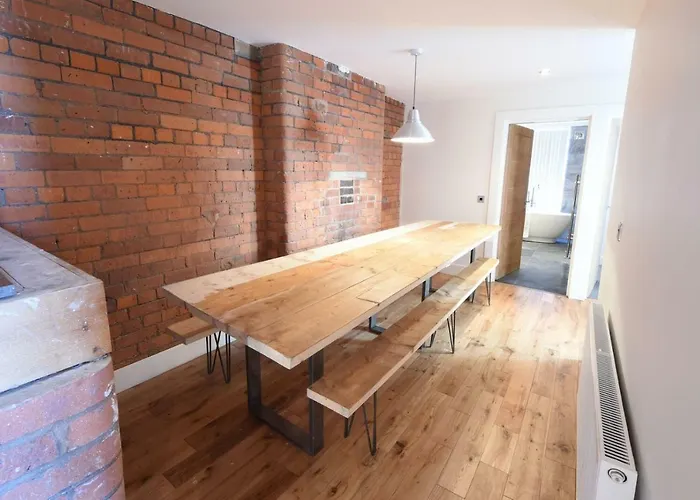 Daire Stunning Penthouse Slps 20 *