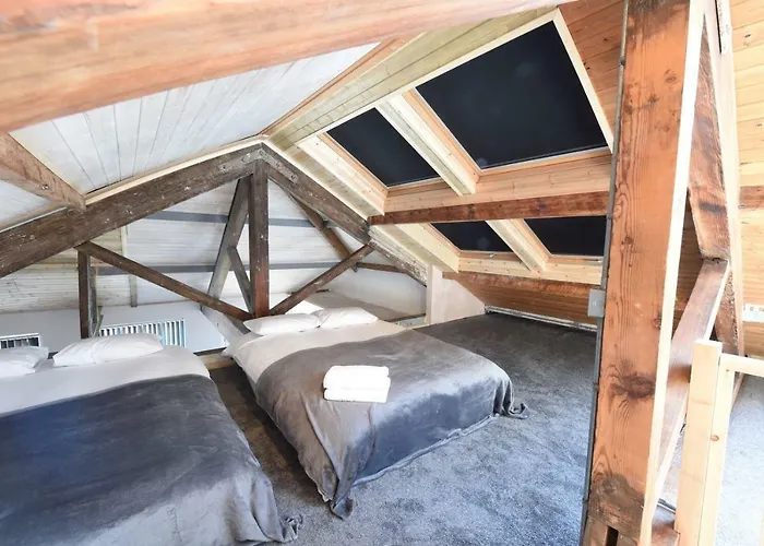 Daire Stunning Penthouse Slps 20 *