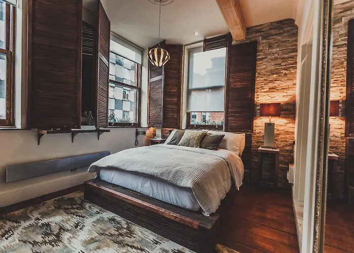 The Cow Hollow 4* Manchester