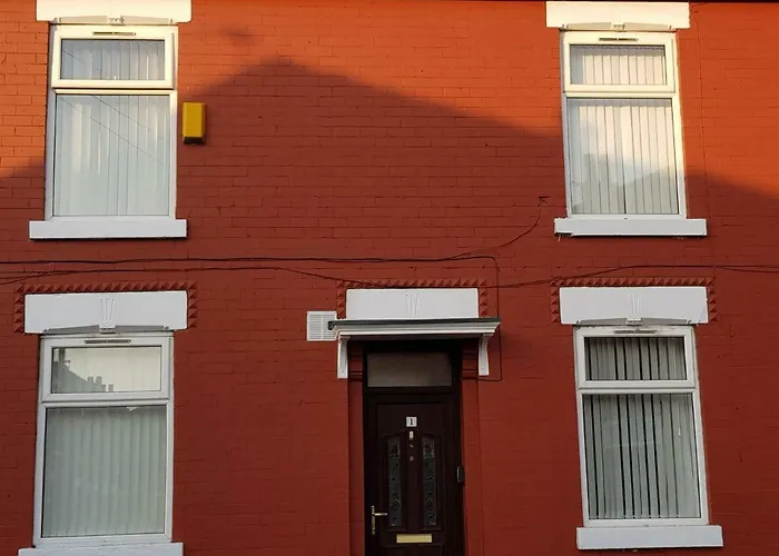 Knutsford House Holidays * Manchester