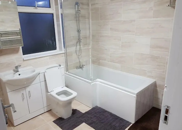 Knutsford House Holidays Сasa de vacaciones *