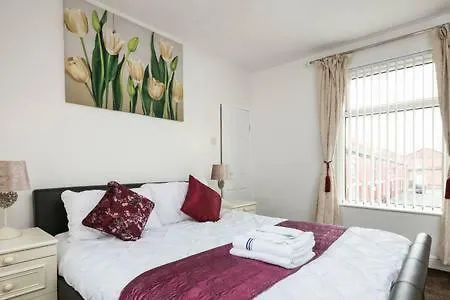 Сasa de vacaciones Knutsford House Holidays