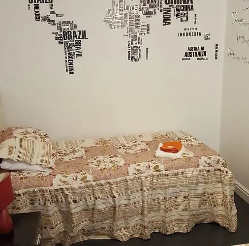 ホームステイ Bed 4 Night