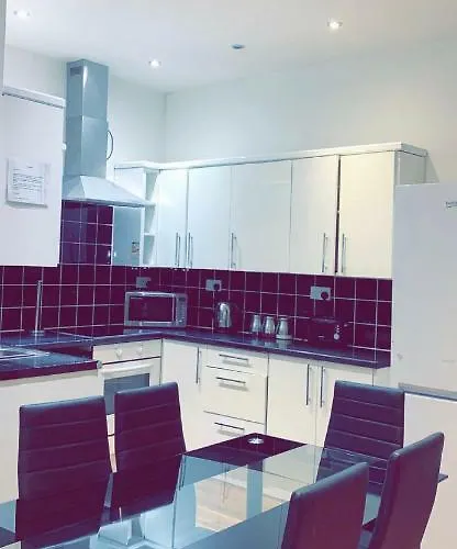 Spacious Shude Hill With Balcony Manchester