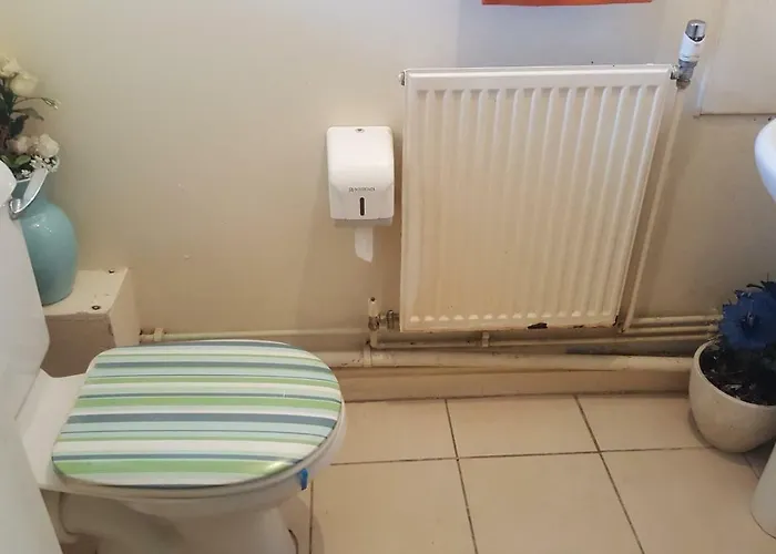 ホームステイ Bed 4 Night マンチェスター