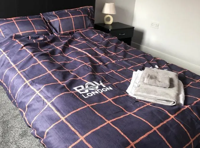 Pensjonat Unite Management Ltd *