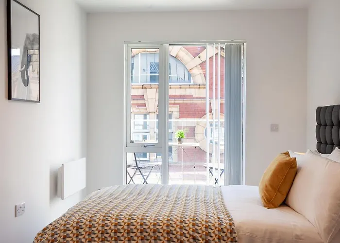 Hilltop Serviced Apartments- Northern Quarter Manchester