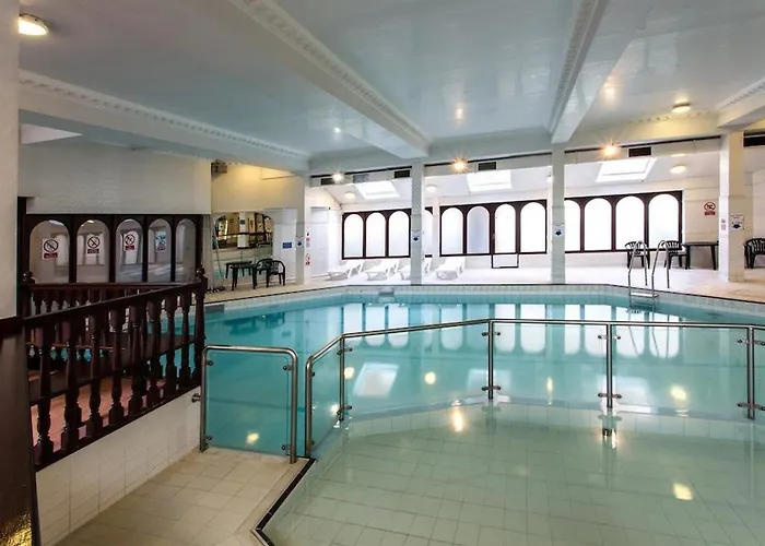 Britannia & Hotel 3*