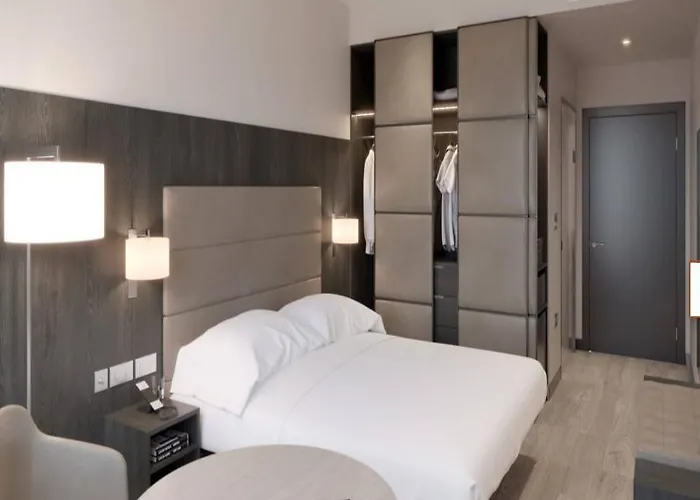 Ac By Marriott Centre 호텔