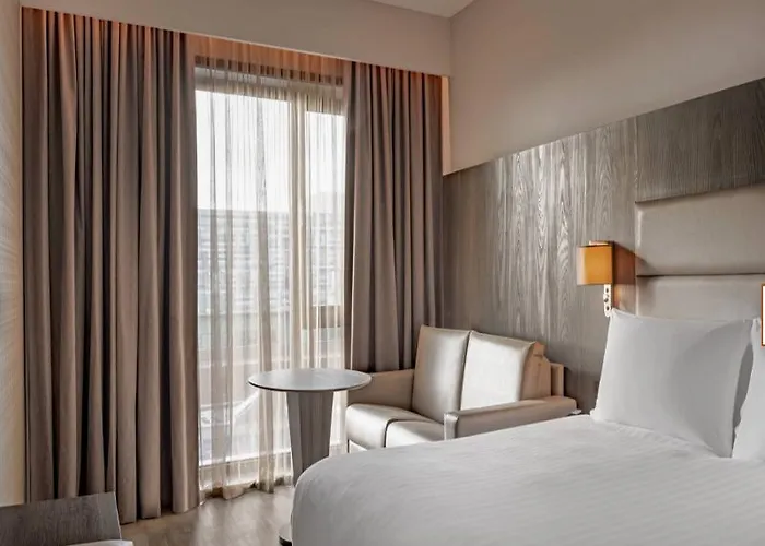 호텔 Ac By Marriott Centre 4*