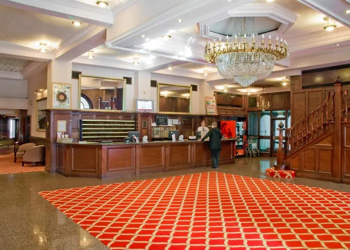 酒店 Britannia & 3*