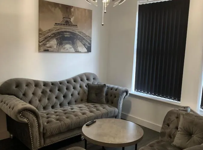 Luxury Location بيت للعطل *