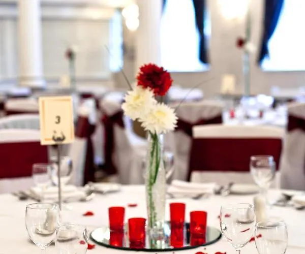 Britannia Centre Отель 3*