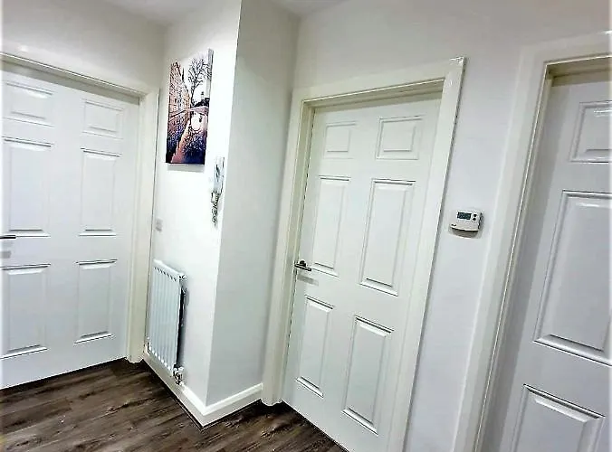 Manchester Holiday Apartment *