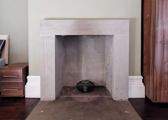 Dom wakacyjny Manchesters Ultimate House - Hot Tub - Sleeps 22! Manchester