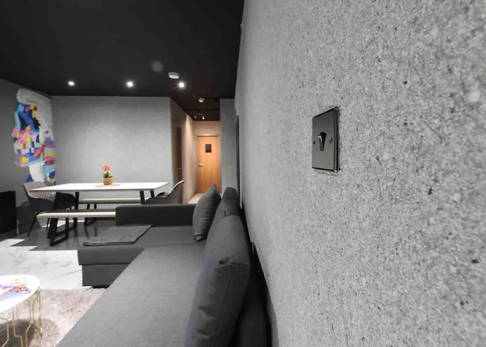 Back Turner Townhouse