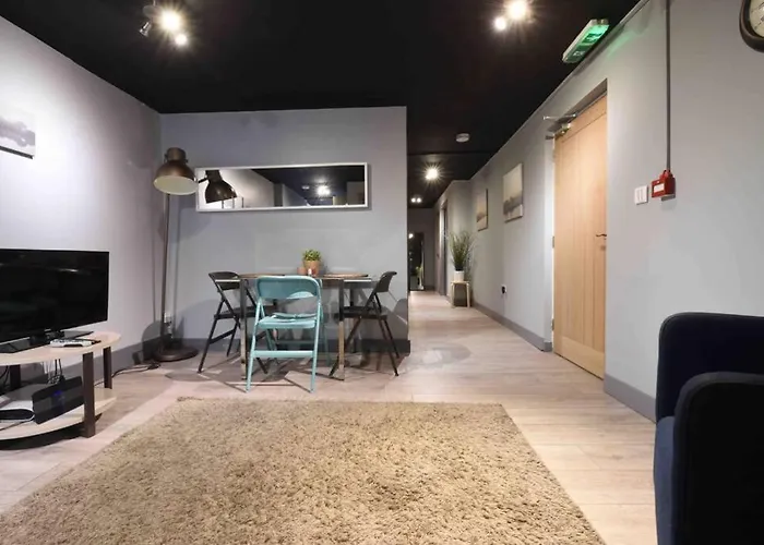 아파트 Back Turner Townhouse *